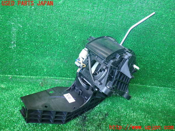 1UPJ-30437555]エスティマハイブリッド(AHR20W)ATシフトレバー 中古_m0002.jpg