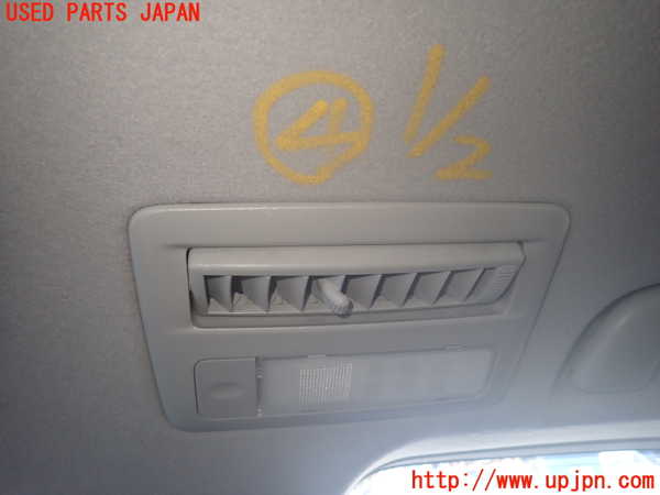 1UPJ-30436414]エスティマハイブリッド(AHR20W)ルームランプ4 (3列目) 中古_m0001.jpg
