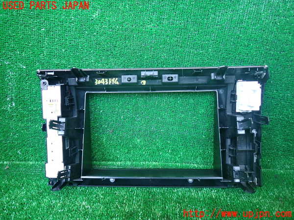 5UPJ-30437691]エスティマハイブリッド(AHR20W)内装トリム類1 中古_m0003.jpg