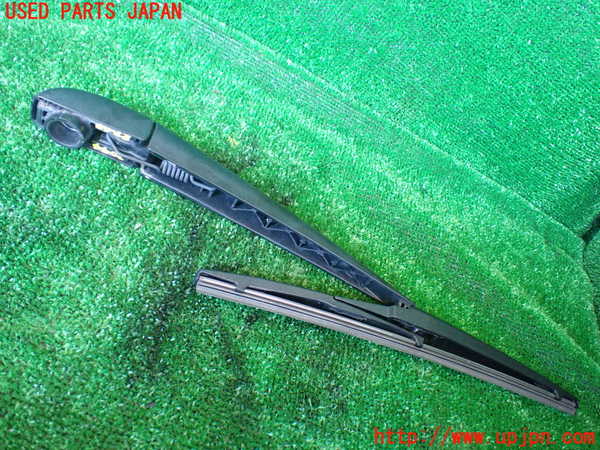 5UPJ-30441661]エスティマハイブリッド(AHR20W)リアワイパーアーム1 中古_m0001.jpg