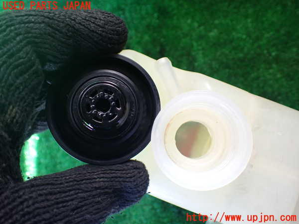 1UPJ-30442410]エスティマハイブリッド(AHR20W)ラジエータータンク 中古_m0003.jpg