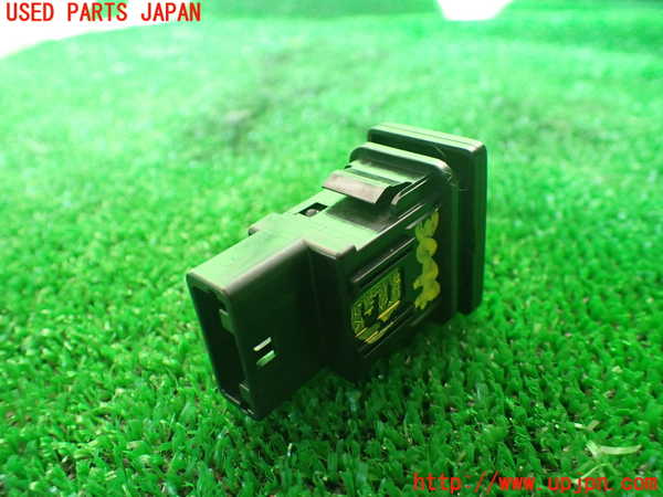 1UPJ-30446312]エスティマハイブリッド(AHR20W)スイッチ7 (AC100V) 中古_m0002.jpg