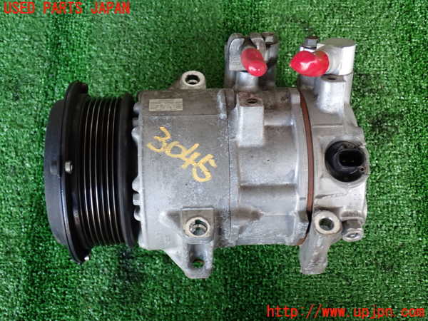 2UPJ-30456025]ハイエースバン200系(TRH200V)エアコンコンプレッサー 中古_m0001.jpg
