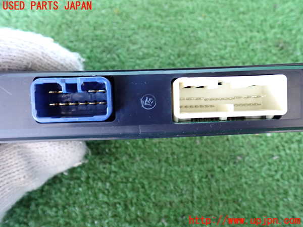 5UPJ-30456149]ハイエースバン200系(TRH200V)コンピューター4 中古_m0002.jpg