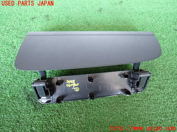 2UPJ-30457517]ハイエースバン200系(TRH200V)グローブボックス2 中古_m0003.jpg