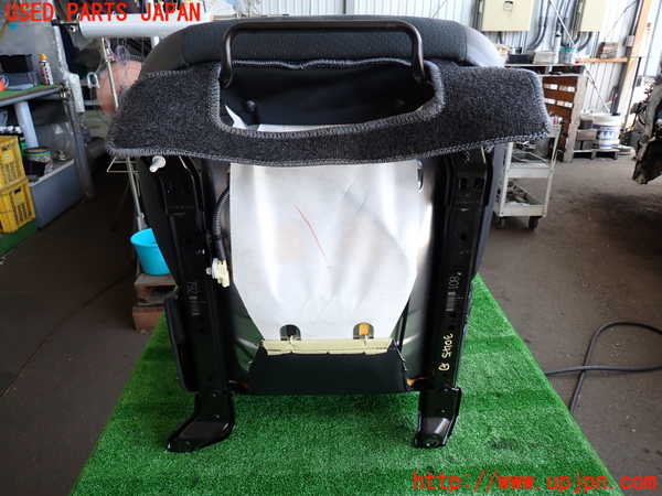 2UPJ-30457035]ハイエースバン200系(TRH200V)運転席シート 中古_m0005.jpg