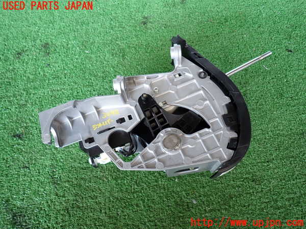 5UPJ-30457555]ハイエースバン200系(TRH200V)ATシフトレバー 中古_m0002.jpg