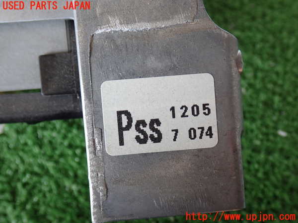 5UPJ-30457555]ハイエースバン200系(TRH200V)ATシフトレバー 中古_m0004.jpg