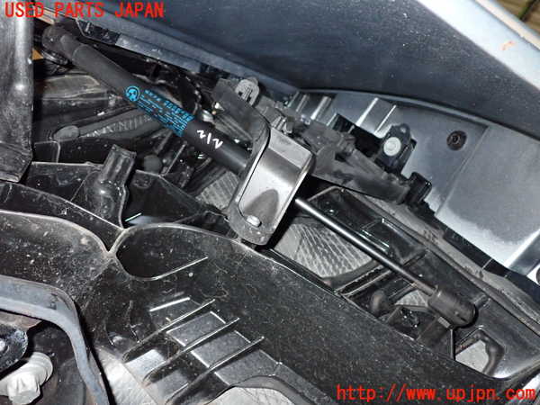 2UPJ-30461068]BMW i3(1Z06)(I01)ボンネットダンパー 中古_m0002.jpg