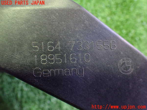 2UPJ-30461140]BMW i3(1Z06)(I01)右ヘッドライトリム 中古_m0003.jpg