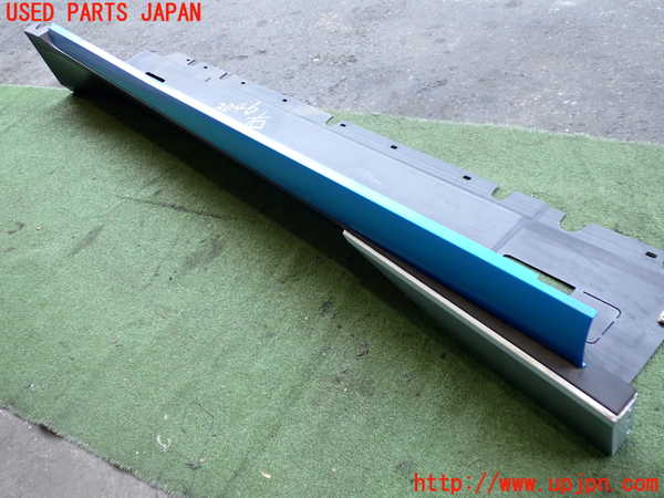 2UPJ-30461390]BMW i3(1Z06)(I01)右サイドステップ 中古_m0004.jpg