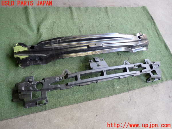 2UPJ-30461614]BMW i3(1Z06)(I01)リアバンパーホースメント 中古_m0001.jpg