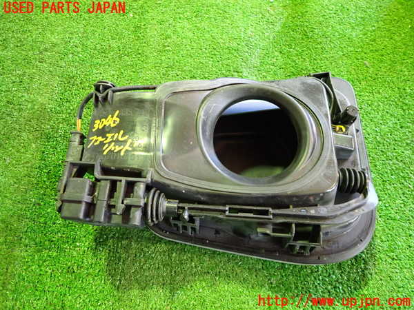 2UPJ-30461690]BMW i3(1Z06)(I01)フューエルリッド 中古_m0002.jpg