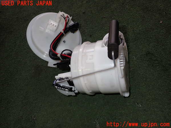 2UPJ-30462510]BMW i3(1Z06)(I01)燃料ポンプ 中古_m0003.jpg