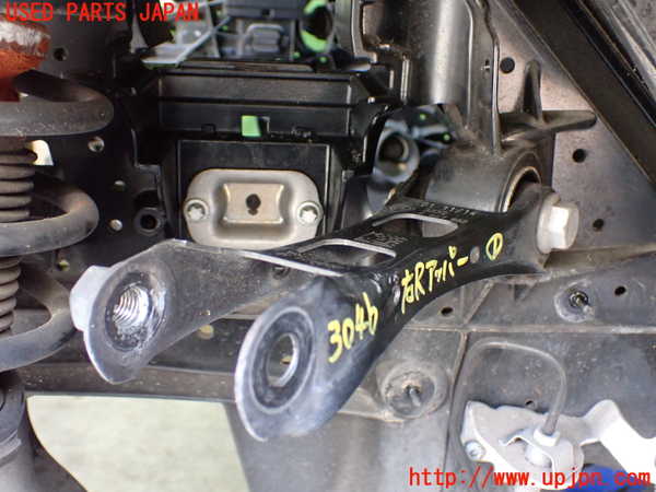 2UPJ-30465146]BMW i3(1Z06)(I01)右リアアッパーアーム1 中古_m0001.jpg