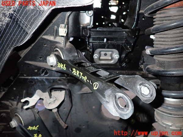 2UPJ-30465156]BMW i3(1Z06)(I01)左リアアッパーアーム1 中古_m0001.jpg