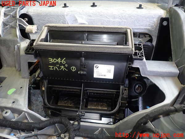 2UPJ-30466081]BMW i3(1Z06)(I01)エバポレーター1 中古_m0001.jpg