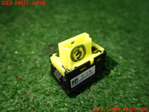 2UPJ-30466308]BMW i3(1Z06)(I01)スイッチ3 (フューエルリッド) 中古_m0002.jpg