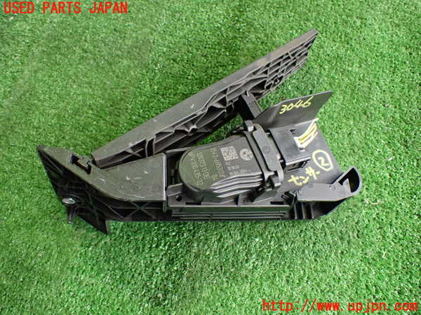 2UPJ-30466382]BMW i3(1Z06)(I01)センサー2 (アクセル) 中古_m0002.jpg