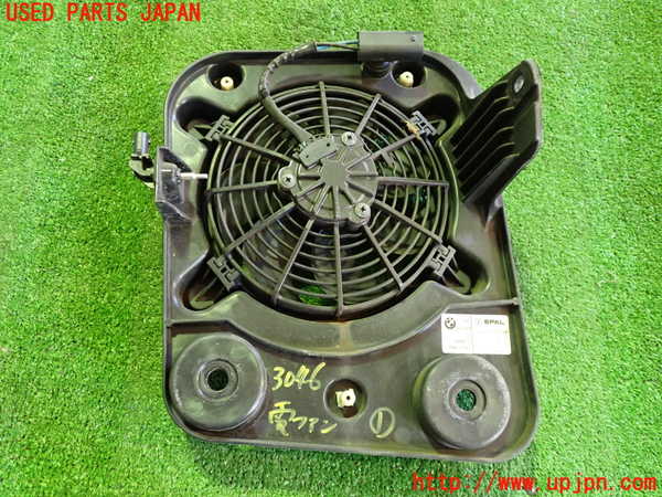 2UPJ-30466836]BMW i3(1Z06)(I01)電動ファン1 中古_m0001.jpg