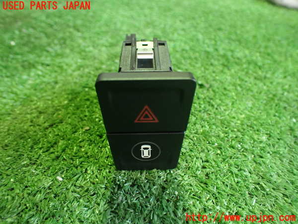 2UPJ-30466290]BMW i3(1Z06)(I01)ハザードスイッチ 中古_m0001.jpg