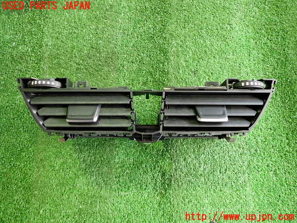 2UPJ-30467526]BMW i3(1Z06)(I01)エアコン吹き出し口1 真中 中古_m0001.jpg