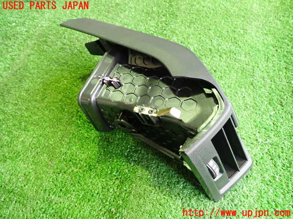 2UPJ-30467527]BMW i3(1Z06)(I01)エアコン吹き出し口2 右 【ジャンク品】 中古_m0002.jpg
