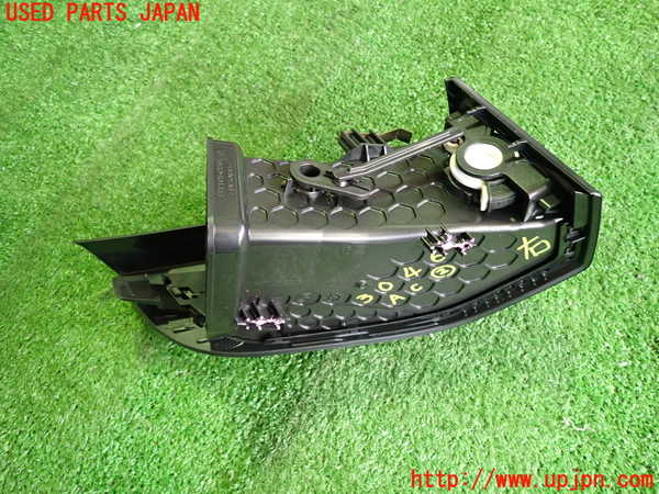 2UPJ-30467527]BMW i3(1Z06)(I01)エアコン吹き出し口2 右 【ジャンク品】 中古_m0003.jpg