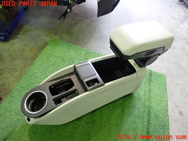 2UPJ-30467540]BMW i3(1Z06)(I01)センターコンソール 中古_m0001.jpg