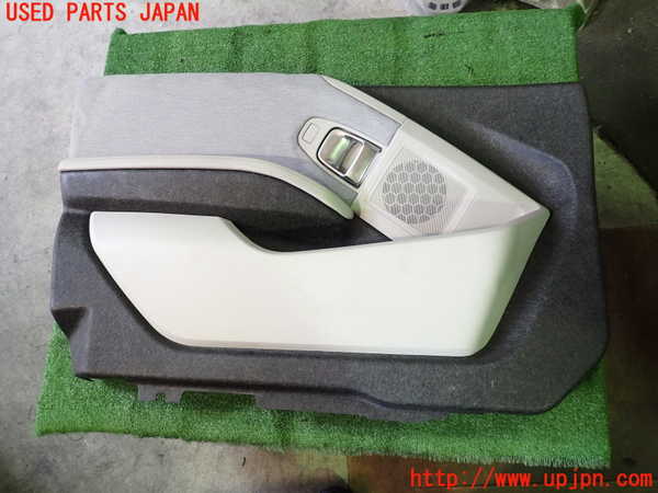 2UPJ-30461264]BMW i3(1Z06)(I01)左前ドア内張り 中古_m0001.jpg
