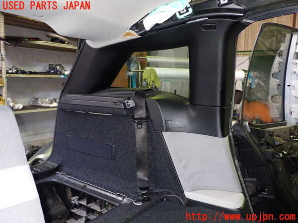 2UPJ-30467680]BMW i3(1Z06)(I01)左リアピラートリム 中古_m0001.jpg