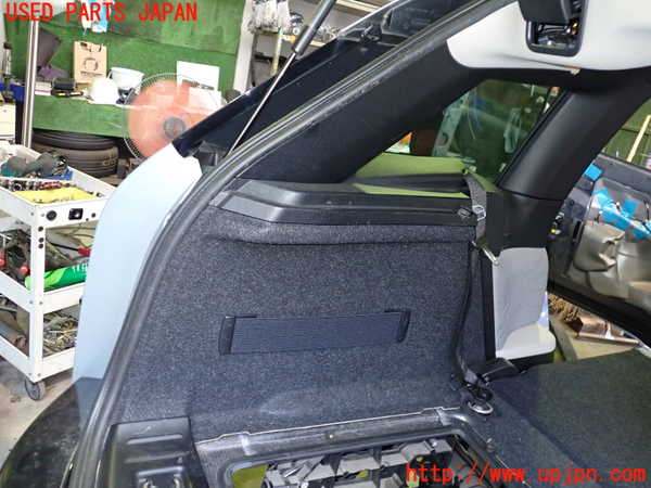 2UPJ-30467680]BMW i3(1Z06)(I01)左リアピラートリム 中古_m0003.jpg