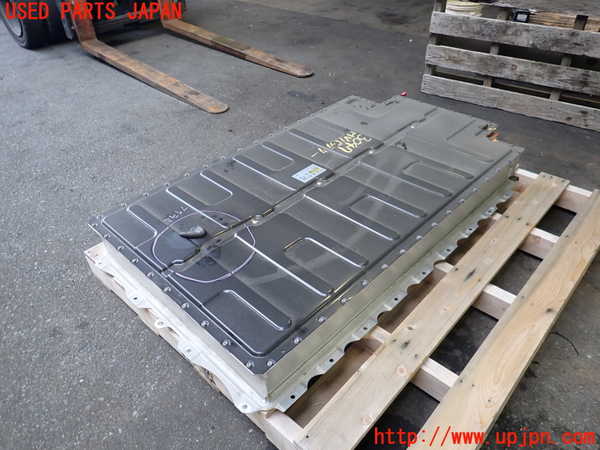 2UPJ-30476911]BMW i3(1Z06)ハイブリッドバッテリー1 中古 (I01)_m0002.jpg