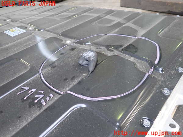 2UPJ-30476911]BMW i3(1Z06)ハイブリッドバッテリー1 中古 (I01)_m0003.jpg