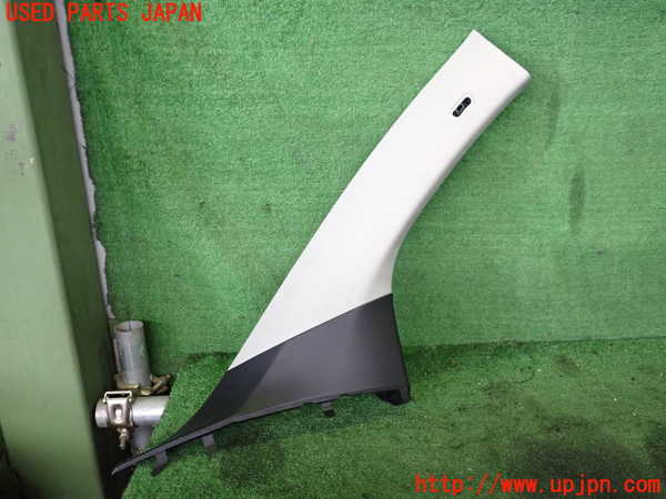 2UPJ-30477655]BMW i3(1Z06)右フロントピラートリム 中古 (I01)_m0001.jpg