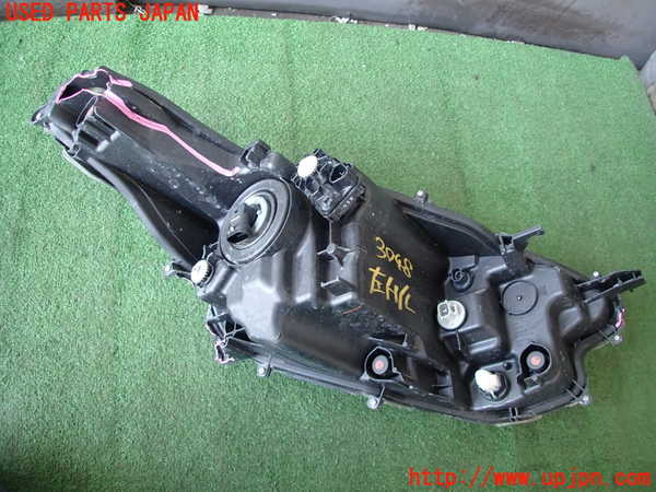 2UPJ-30481132]ヤリス(YARIS)(KSP210)左ヘッドライト ハロゲン ジャンク品 中古_m0003.jpg