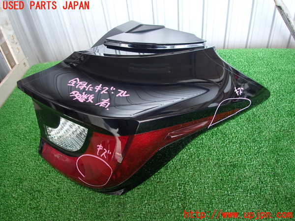 2UPJ-30481530]ヤリス(YARIS)(KSP210)右テールランプ 中古_m0001.jpg