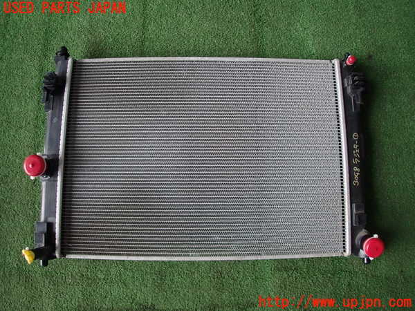 2UPJ-30482321]ヤリス(YARIS)(KSP210)ラジエーター1 中古_m0001.jpg