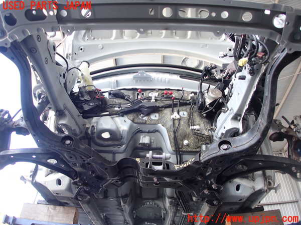 2UPJ-30485285]ヤリス(YARIS)(KSP210)フロントメンバー 中古_m0002.jpg
