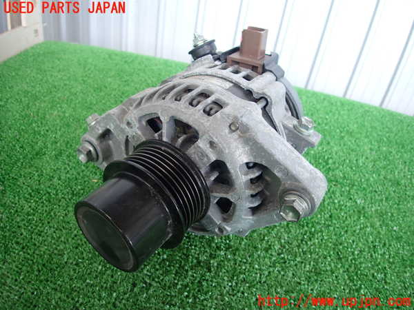 2UPJ-30486015]ヤリス(YARIS)(KSP210)オルタネーター(ダイナモ) 中古_m0001.jpg