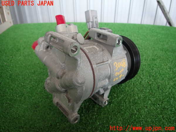 2UPJ-30486025]ヤリス(YARIS)(KSP210)エアコンコンプレッサー 中古_m0002.jpg