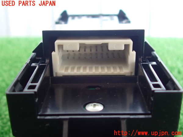 2UPJ-30486240]ヤリス(YARIS)(KSP210)右前パワーウィンドウスイッチ 中古_m0004.jpg