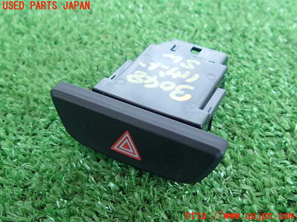 2UPJ-30486290]ヤリス(YARIS)(KSP210)ハザードスイッチ 中古_m0001.jpg