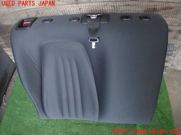 2UPJ-30487405]ヤリス(YARIS)(KSP210)右リアシート 中古_m0001.jpg