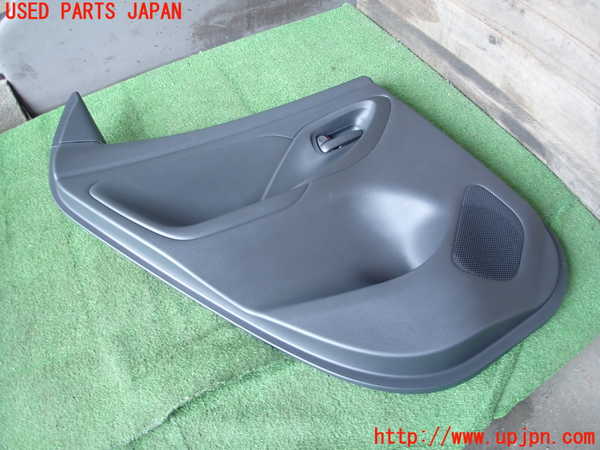 2UPJ-30481324]ヤリス(YARIS)(KSP210)左後ドア内張り 中古_m0002.jpg