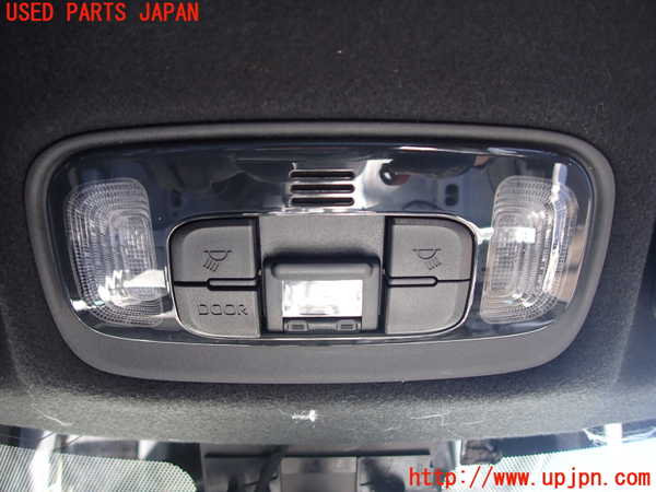 2UPJ-30486411]ヤリス(YARIS)(KSP210)ルームランプ1 (真中 1列目) 中古_m0001.jpg