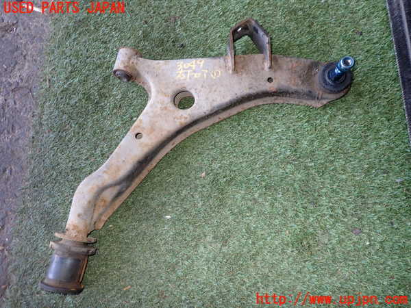 2UPJ-30495176]ギャラン(E39A)右フロントロアアーム1 中古_m0001.jpg