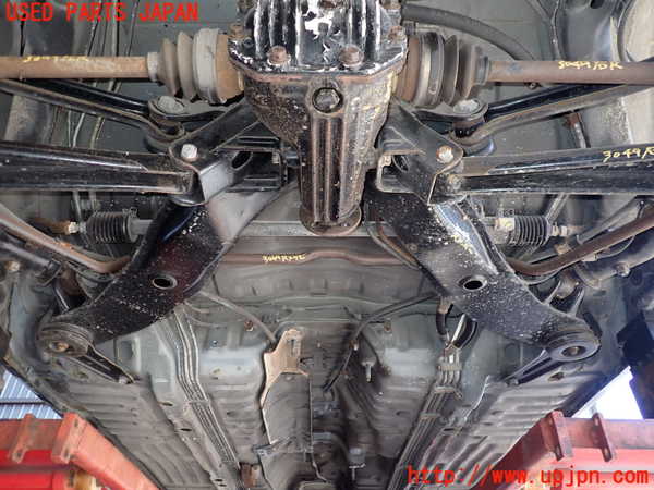 2UPJ-30495295]ギャラン(E39A)リアメンバー 中古_m0001.jpg