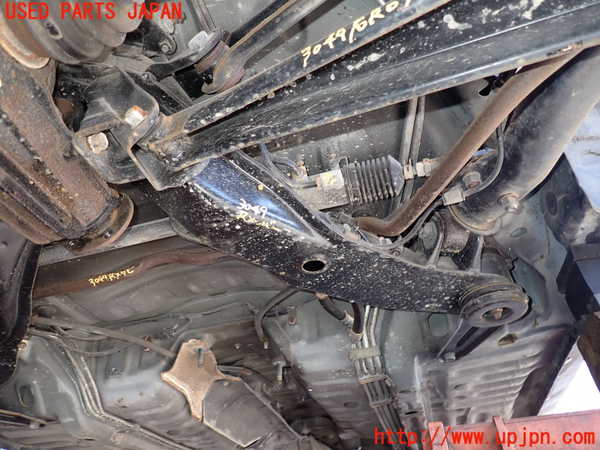 2UPJ-30495295]ギャラン(E39A)リアメンバー 中古_m0002.jpg