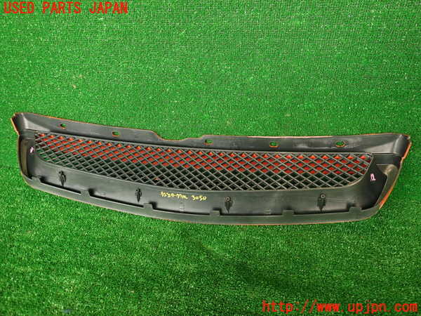 2UPJ-30501050]シビック フェリオ(EK3)ラジエターグリル 中古_m0004.jpg